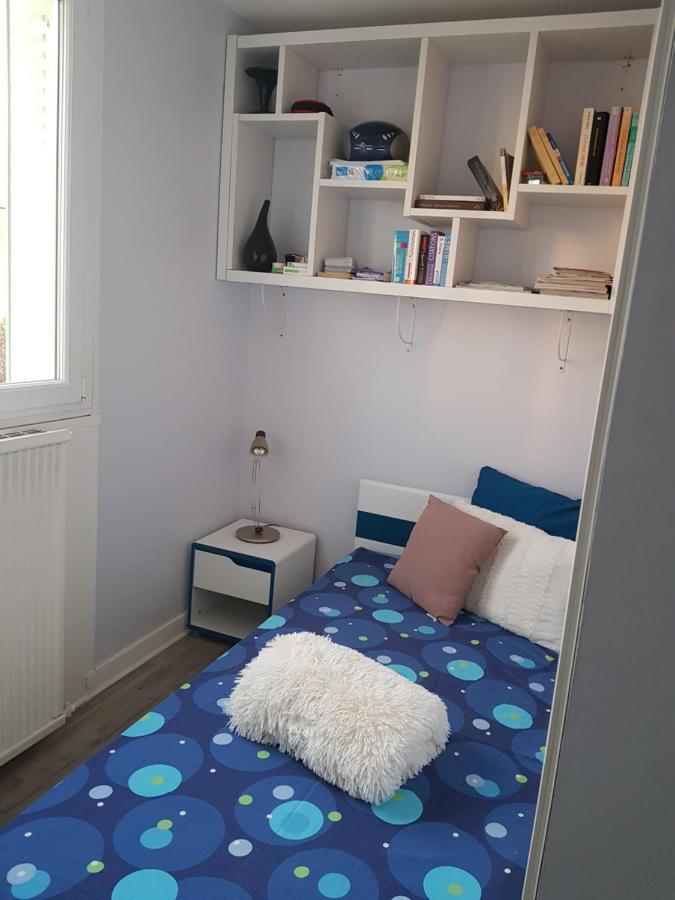 Chambres A Louer Dans Appartement Balcon - Wifi - Parking Gratuit Невер Экстерьер фото